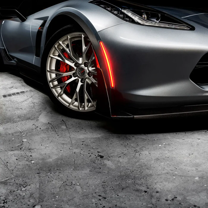 Des "sides markers" (marqueurs latéraux) sur une Corvette C7